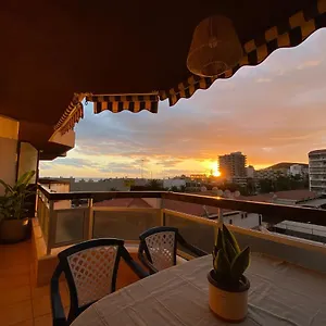 nice-pool-apartment-in-los-cristianos-excellent-location.in-canary-islands.com/